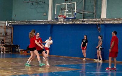 Djevojčice i dječaci našeg košarkaškog kluba imaju priliku popratiti početak pri